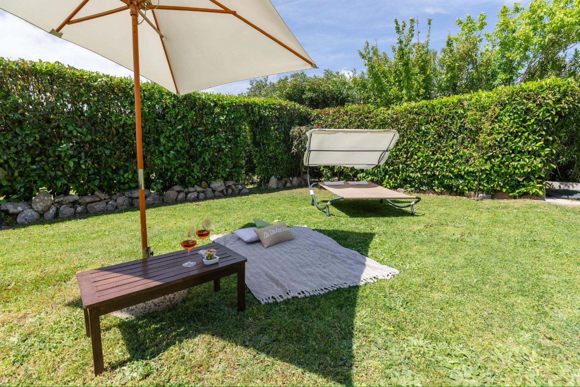 Villa Niloan Olbia Exterior photo